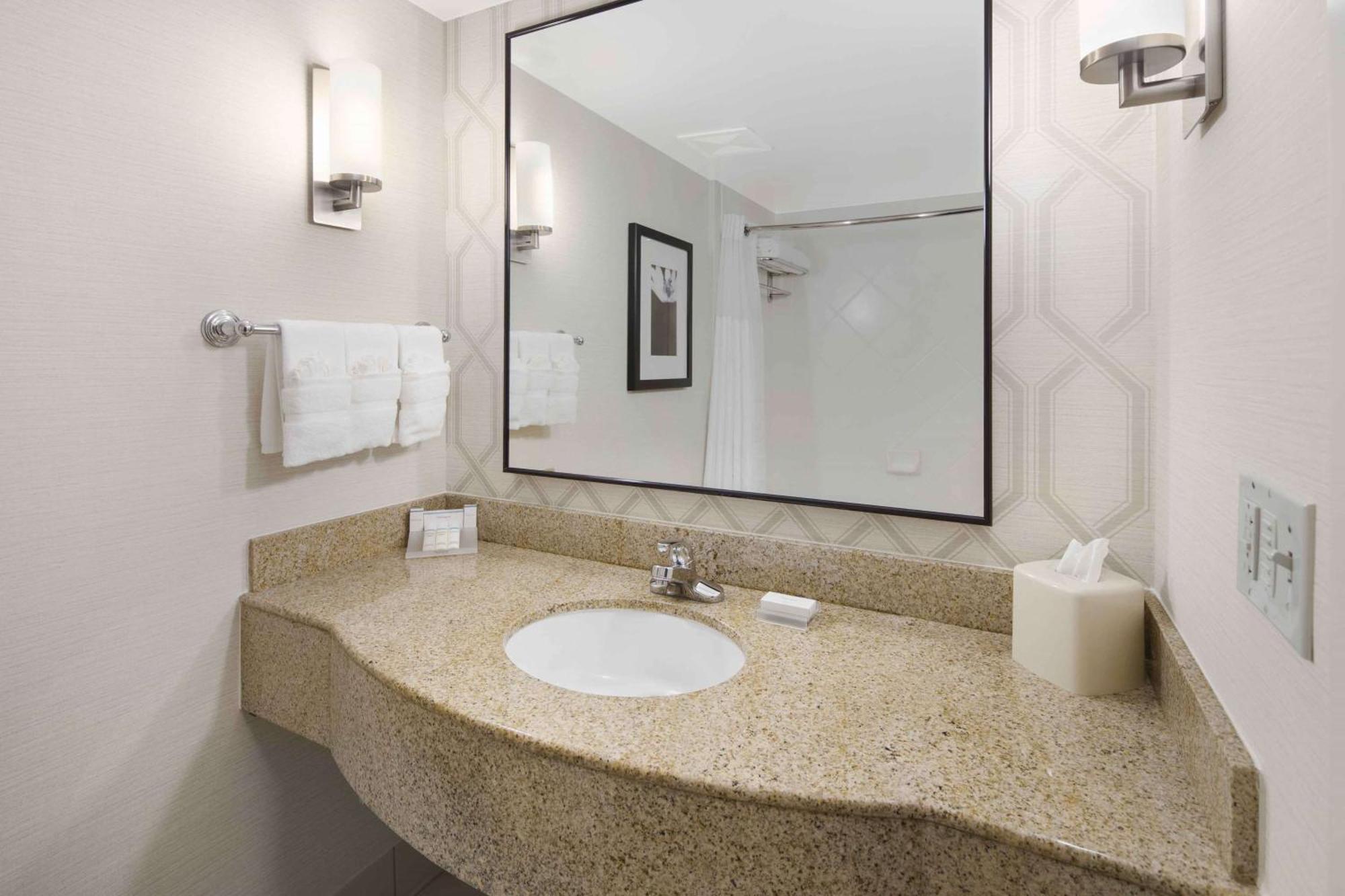 Hilton Garden Jackson-madison 3*